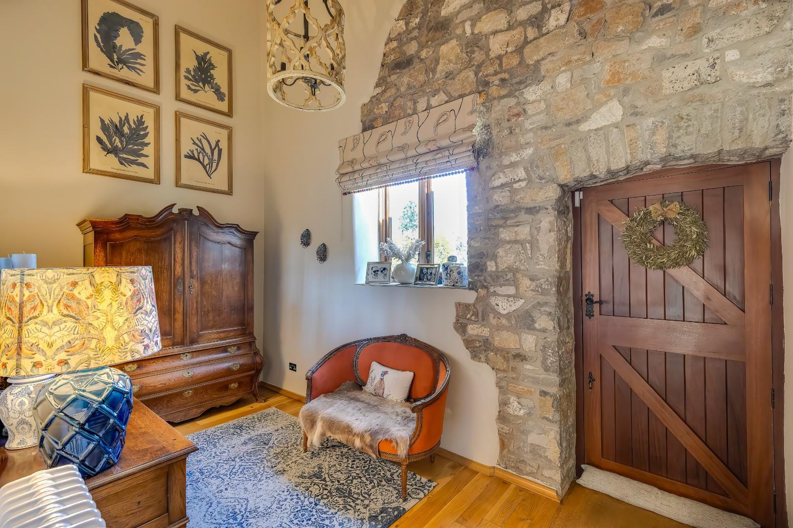 Newton, Porthcawl, Bridgend County Borough, CF36 5SP